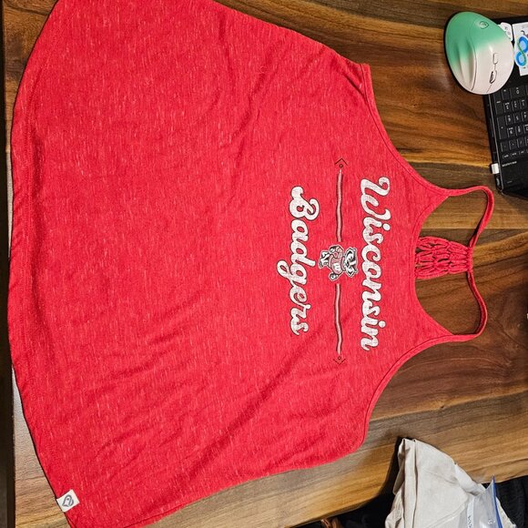 XXL Wisconsin Badger's Women's Tank - Picture 5 of 5
